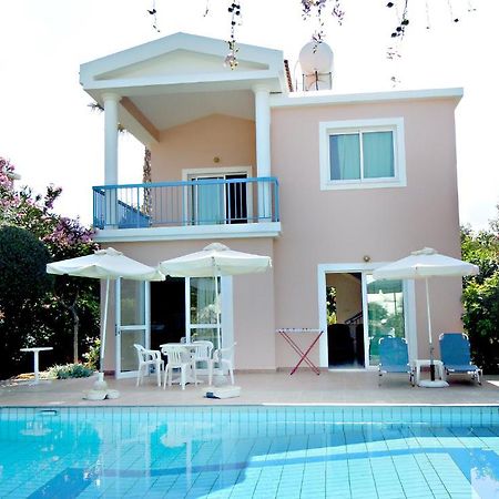 Rododafni Villas Klorakas Oda fotoğraf