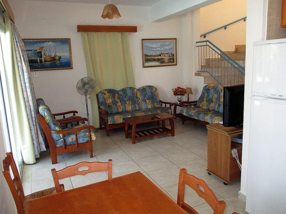 Rododafni Villas Klorakas Dış mekan fotoğraf