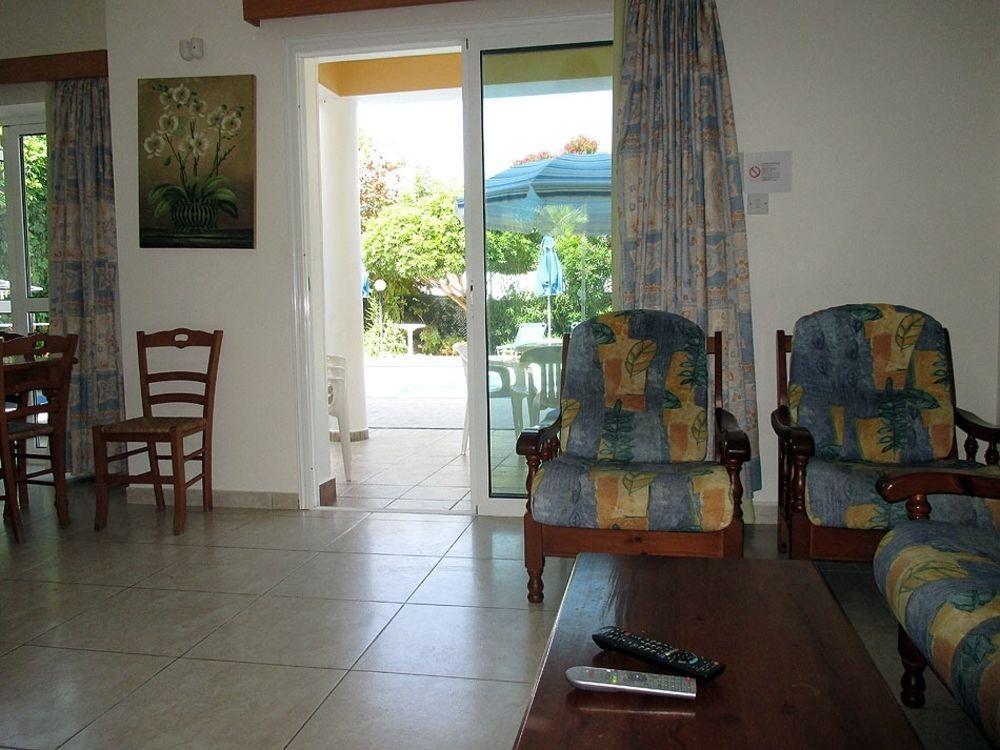 Rododafni Villas Klorakas Dış mekan fotoğraf