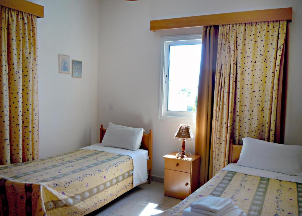 Rododafni Villas Klorakas Oda fotoğraf